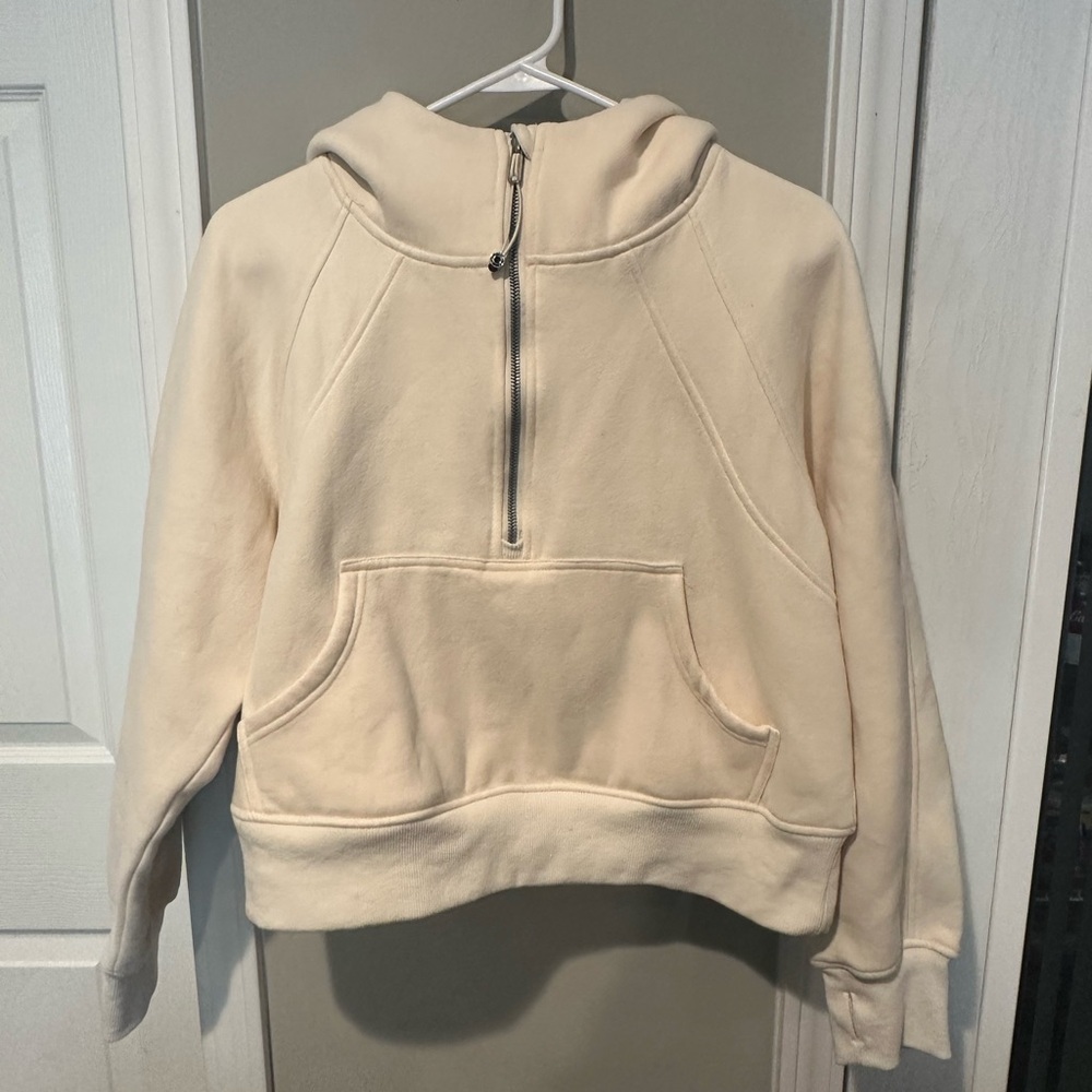 Cream scuba